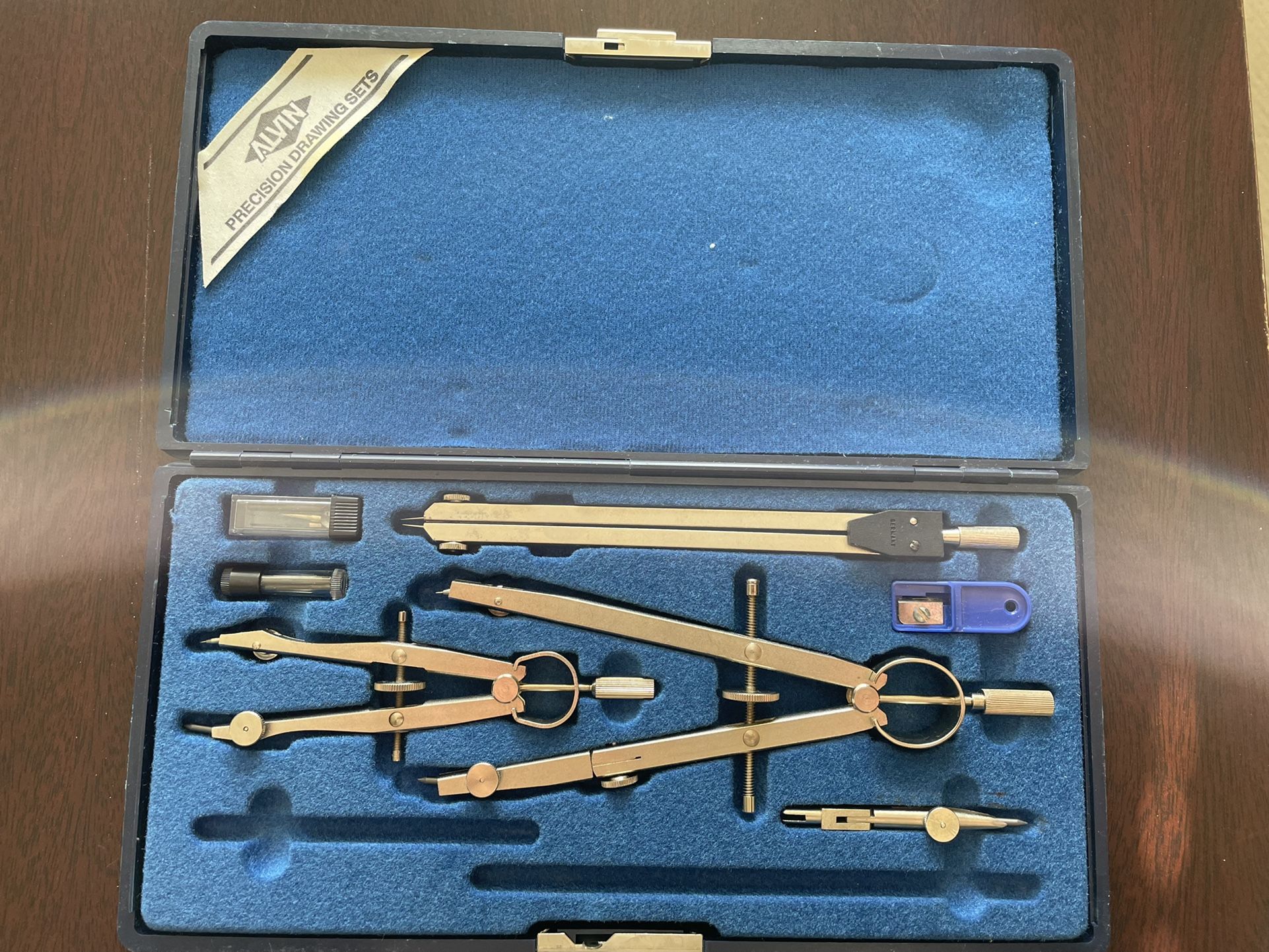 Vintage Drawing Set  $30