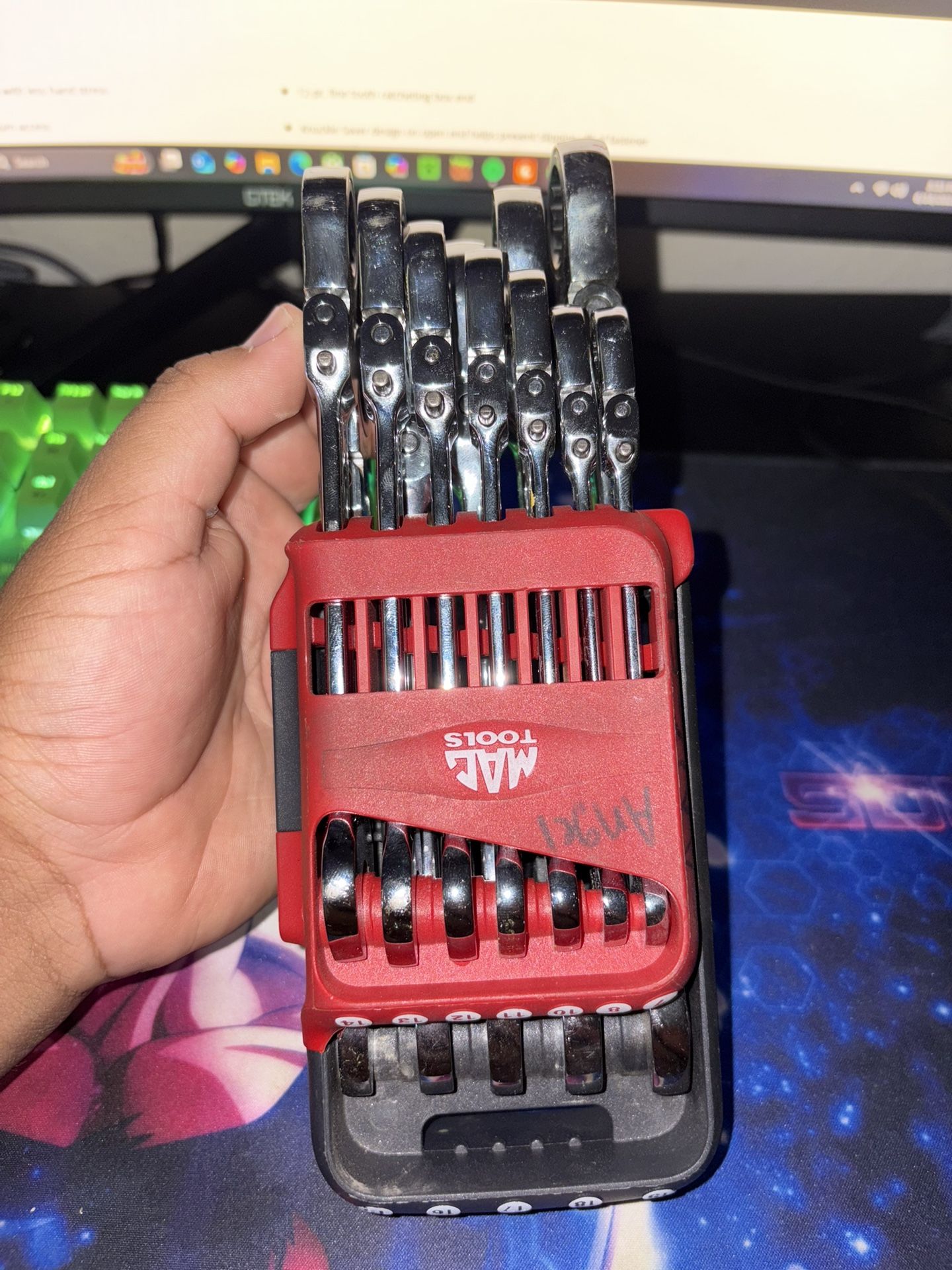 Mac tool’s Reversible ratcheting wrench set, 12 Pc metric