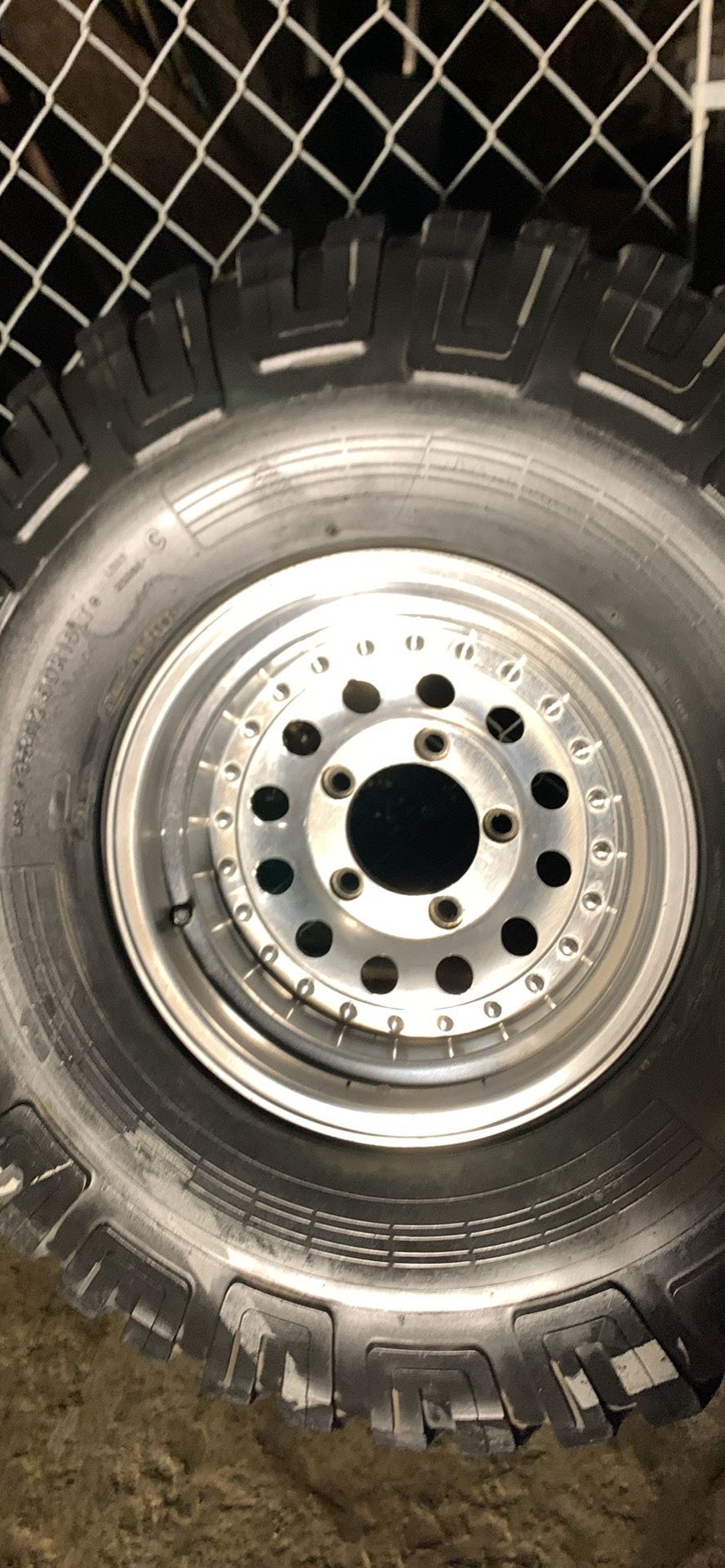 Set Of 4 American Racing 15 Inch Wheels Wit 35 /12.50/r15 Tires