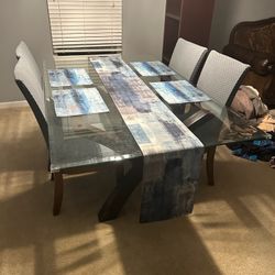 Glass/wood Table/w4 Chairs