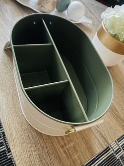 Multi-use Caddy-new !