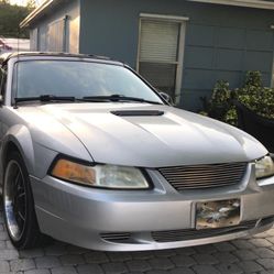2000 Ford Mustang