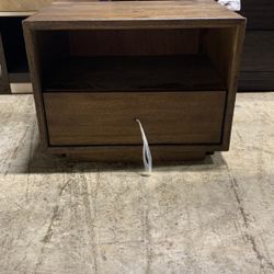 End Table/ Night Stand 