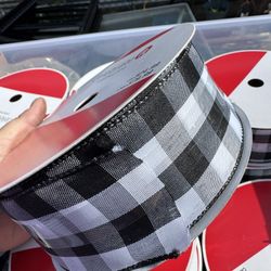 Ribbon Wired Black & White 