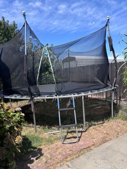 Trampoline