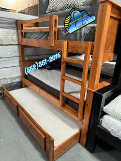 Triple bunk bed oak with mattresses colchones nuevos