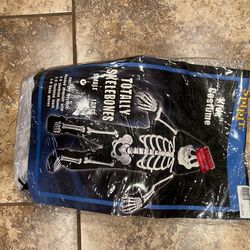 Skeleton costume…. Size small….3T