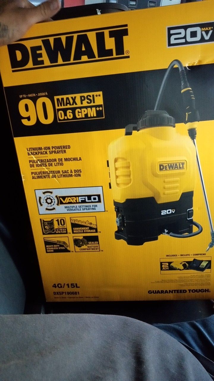 DeWalt Backpack Sprayer 90 Max Psi