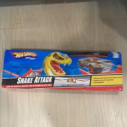 Vintage Hot Wheels Snake Attack Track 