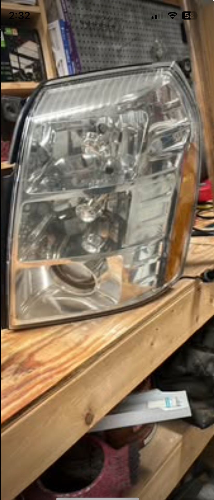 2007-2014 Drivers Side Escalade Headlight Assembly