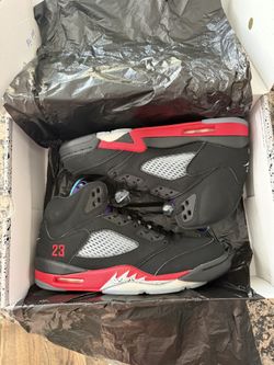 New Jordan 5 Retro Top 3 Size 8.5