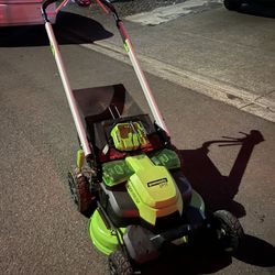 GreenWorks Electric Lawn Mower 