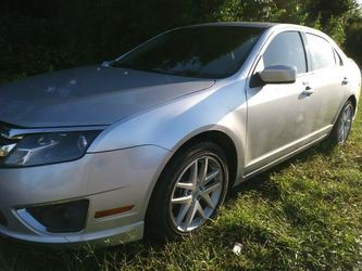 Ford Fusion 2010 SE.