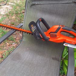 Black And Decker 20v Cordless Hedge Trimmer 