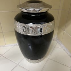 Urn