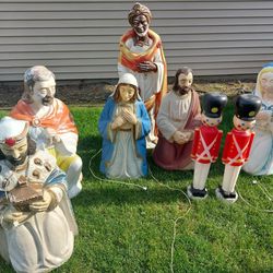 Lot Of Vintage Christmas Holiday Blow Mold Outdoor Decorations 