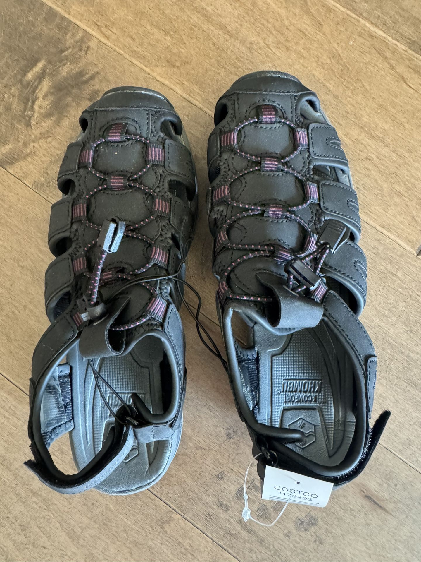 Brand New Khombu Water Hiking Shoes
