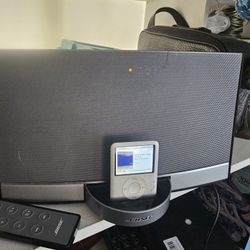 Bose   Speaker  Rechargable 