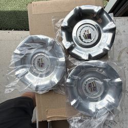 2013-2016 SRX 7 spoke 20” polish wheel cap GM original 
