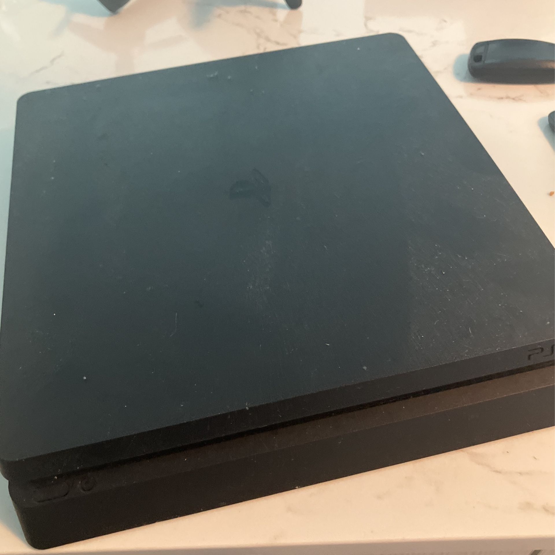 Slim Ps4