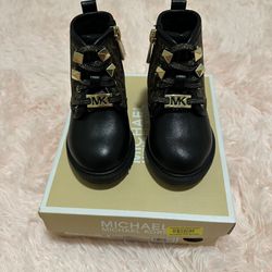 Toddler Michael Kors Boots Size 6