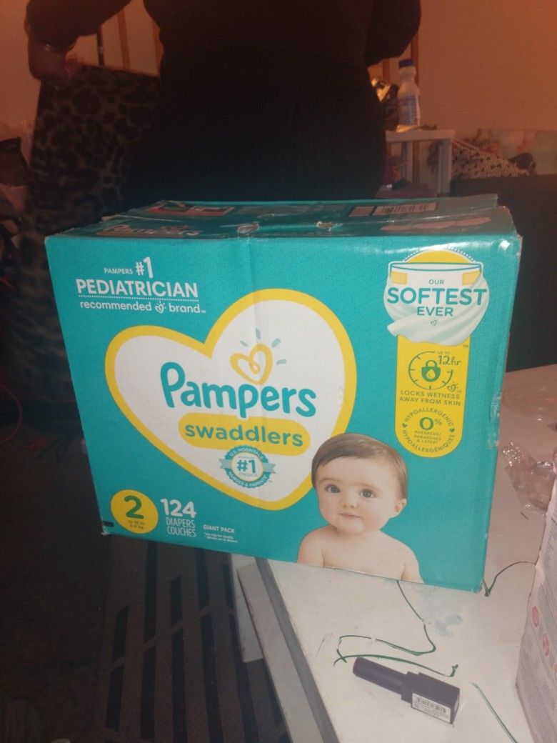 Pampers Swaddlers 