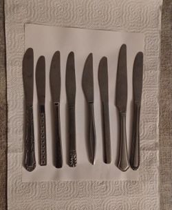 Stainless steel knives lot (have scratches)