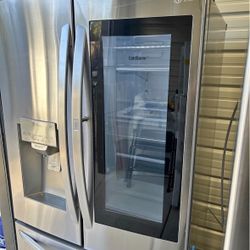 LG InstaView Door-in-Door Refrigerator