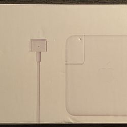 MD506LL/A Apple 85W MagSafe 2 Power Adapter, Model A1424