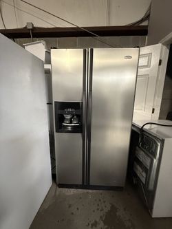 Whirlpool Refrigerator 