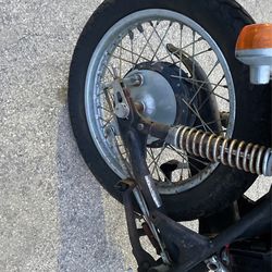 Rear wheel assembly 1974 Honda CB 550