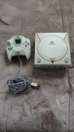 Sega Dreamcast Console with Controller