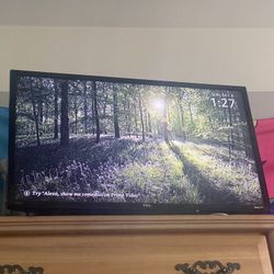 32 inch TCL Roku tv (comes with Amazon Fire stick) 