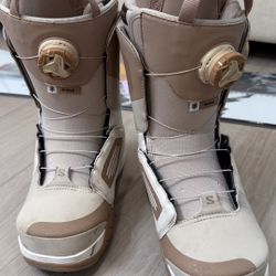 Snowboarding Boots - Salomon Women 6.5