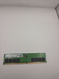 SAMSUNG 16GB 1RX8 UDIMM Desktop Memory RAM DDR5 PC-5 5600B