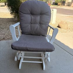 Rocking Chair 