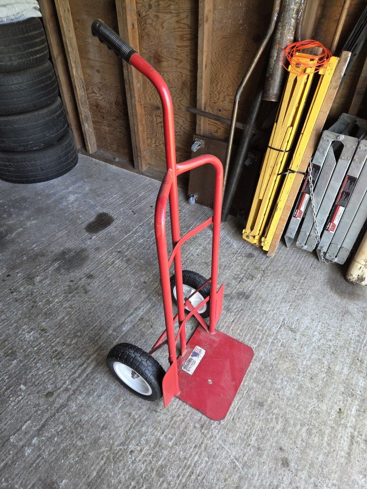 Milwaukee Single Handle Dolly