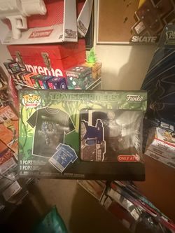 Transformers funko pop with large shirt new