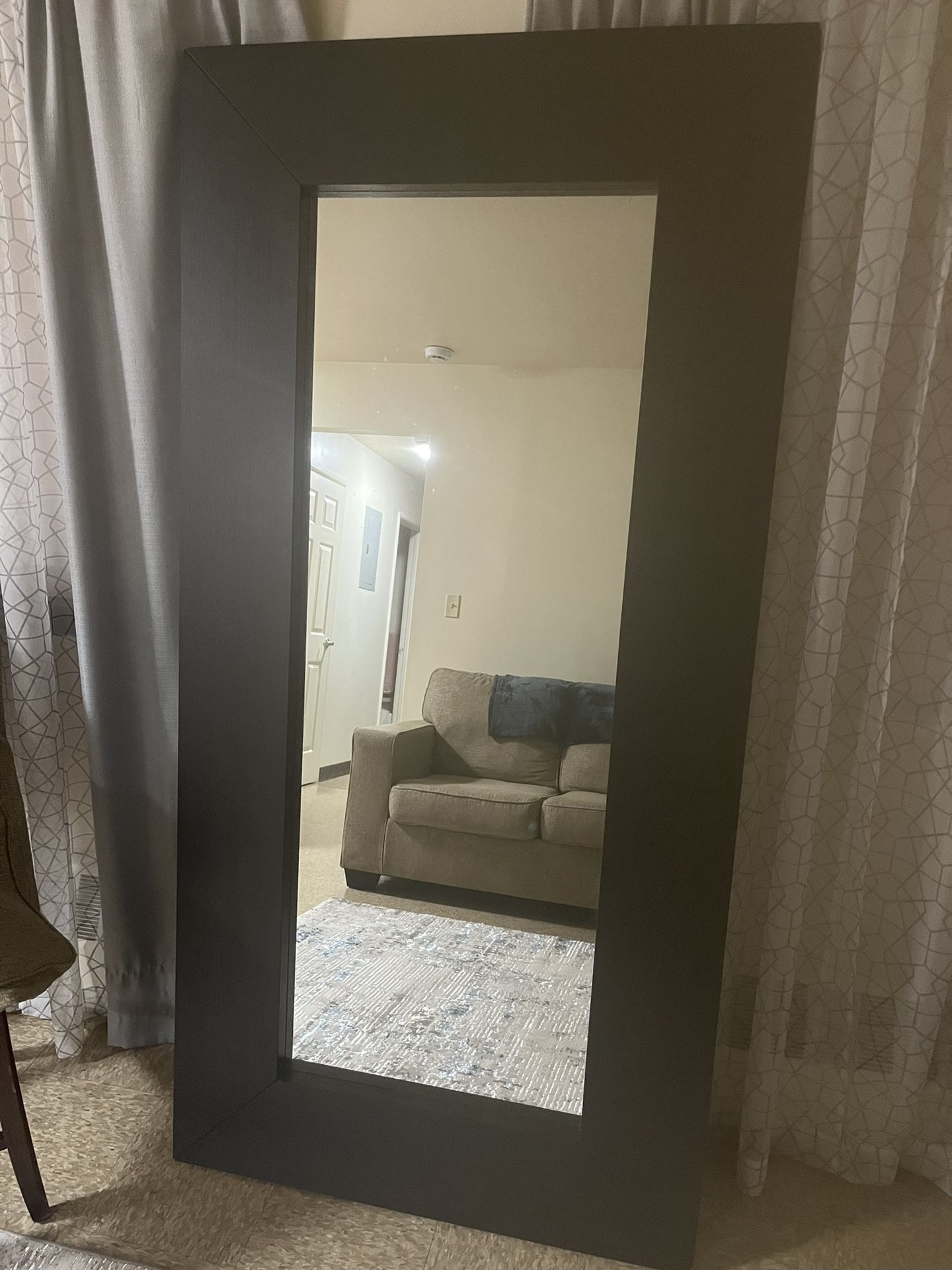 Body Size Mirror