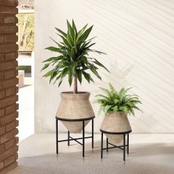 Brick Red Cauldron Rustic Planter Set with Black Stands - Set of 2 ，PL2169-BR