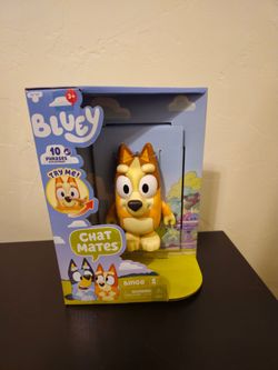 Bluey Chat Mates Chilli, Bandit, Bluey,Bingo, Muffin and Granny car.