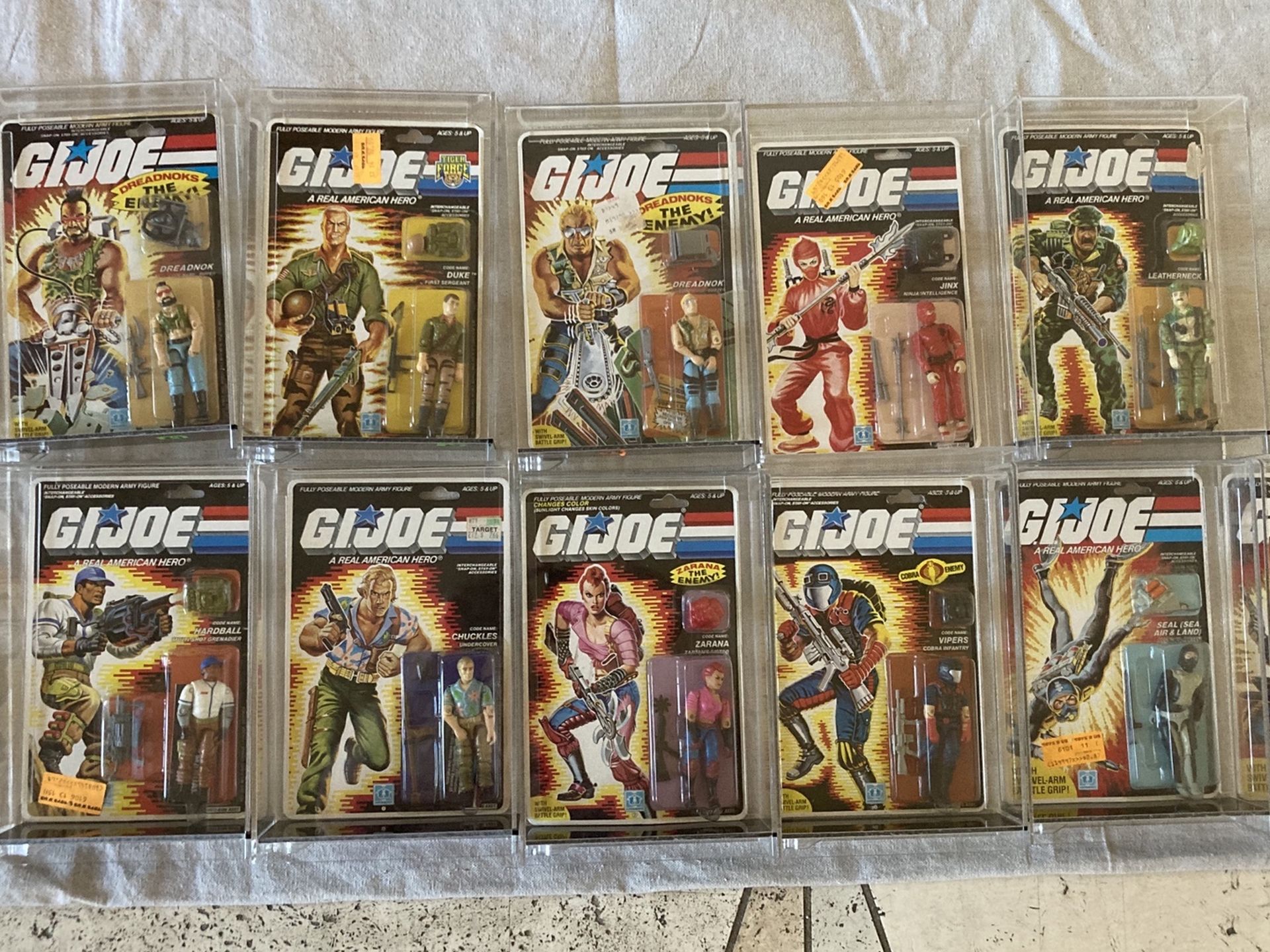 Collector seeking vintage old GI Joe toys dolls and action figures accessories 1960s 70s 80s g.i. Joes toy figure collector collectibles