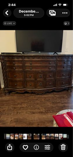 Dresser