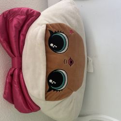 L.O.L Diva Pillow 