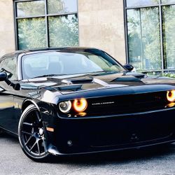 2015 Dodge Challenger R/T Scat Pack * SRT 392 6.4 * LOADED * Coupe