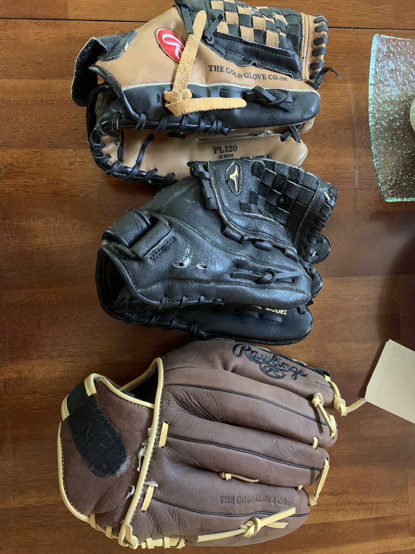 Baseball Gloves 