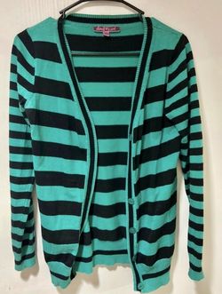 Womens Cardigan Size Medium 