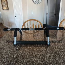 Pull Up Bar