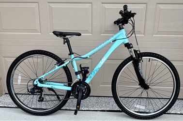 Liv Enchant Mountain Bike –  21 speed , excellent condition
