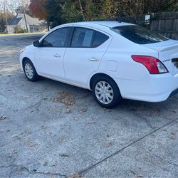 2018 Nissan Versa